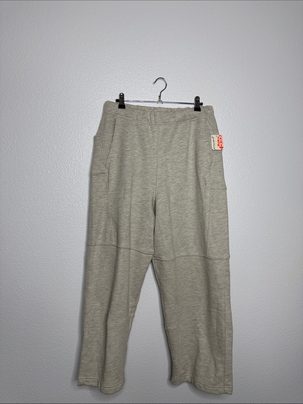 Free People FP Movement Top Score Barrel Pants Sweatpants NWT - Picture 4 of 6